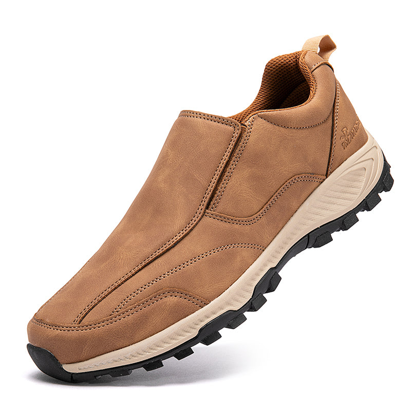 WEDXDEW Breathable Senior Loafers Easy-On Odor-Resistant Soft Insole Lightweight Casual Shoes for Older Adults
